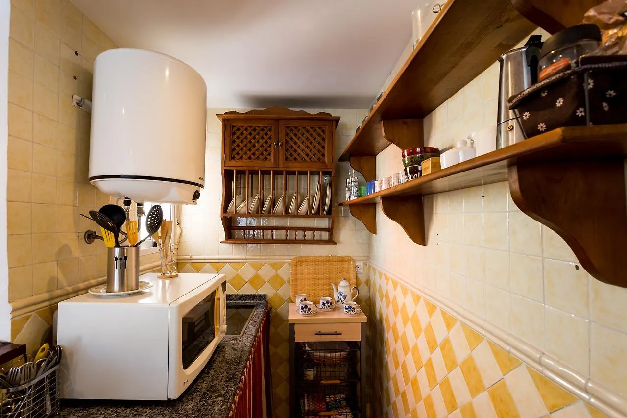 Holi-Rent Darsena Apartment Seville