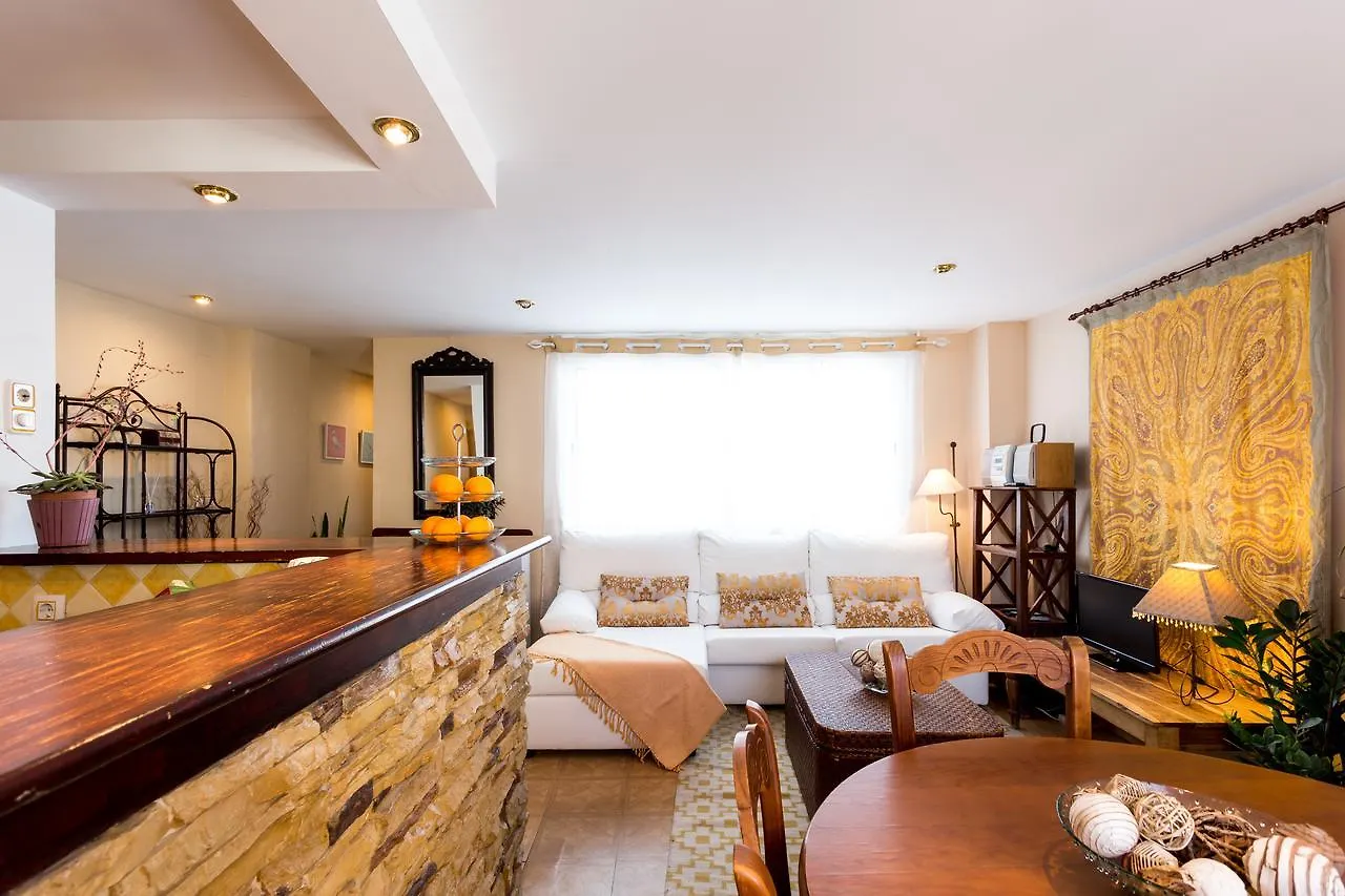 Holi-Rent Darsena Apartment Seville 0*,  Spain
