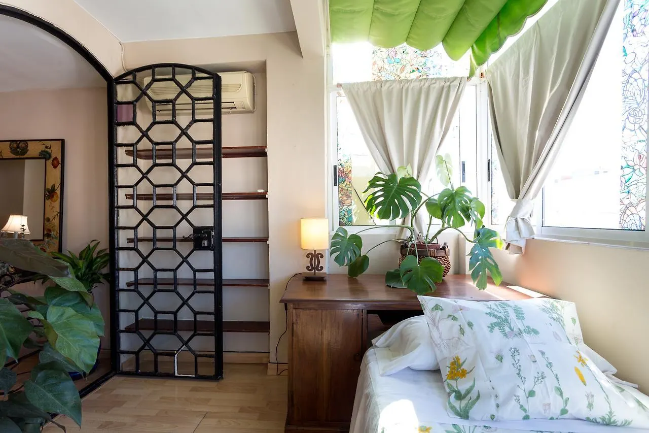 Holi-Rent Darsena Apartment Seville