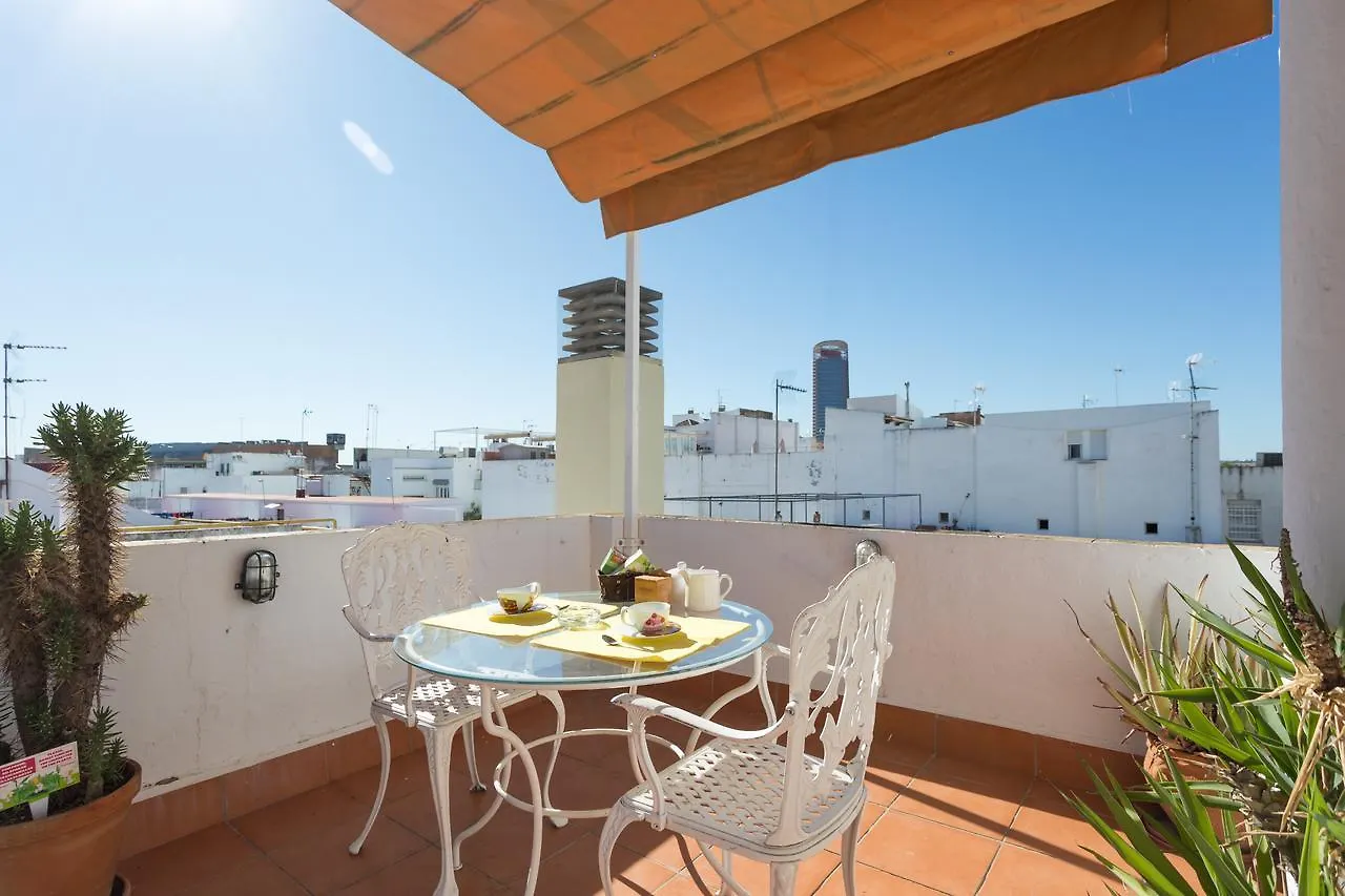 Holi-Rent Darsena Apartment Seville